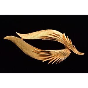 Corocraft Vintage Leaf Pin Brooch Brushed Gold Matte Shiny Textured Signed BinBA